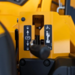 Cub Cadet Ultima ZT1 46 679cc Zero Turn Mower - Image 3
